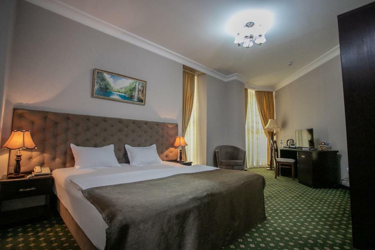 Gloria Hotel Tașkent Exterior foto